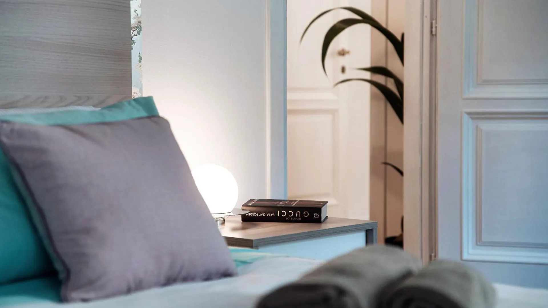 Dalia Apartment - By The House Of Travelers Como