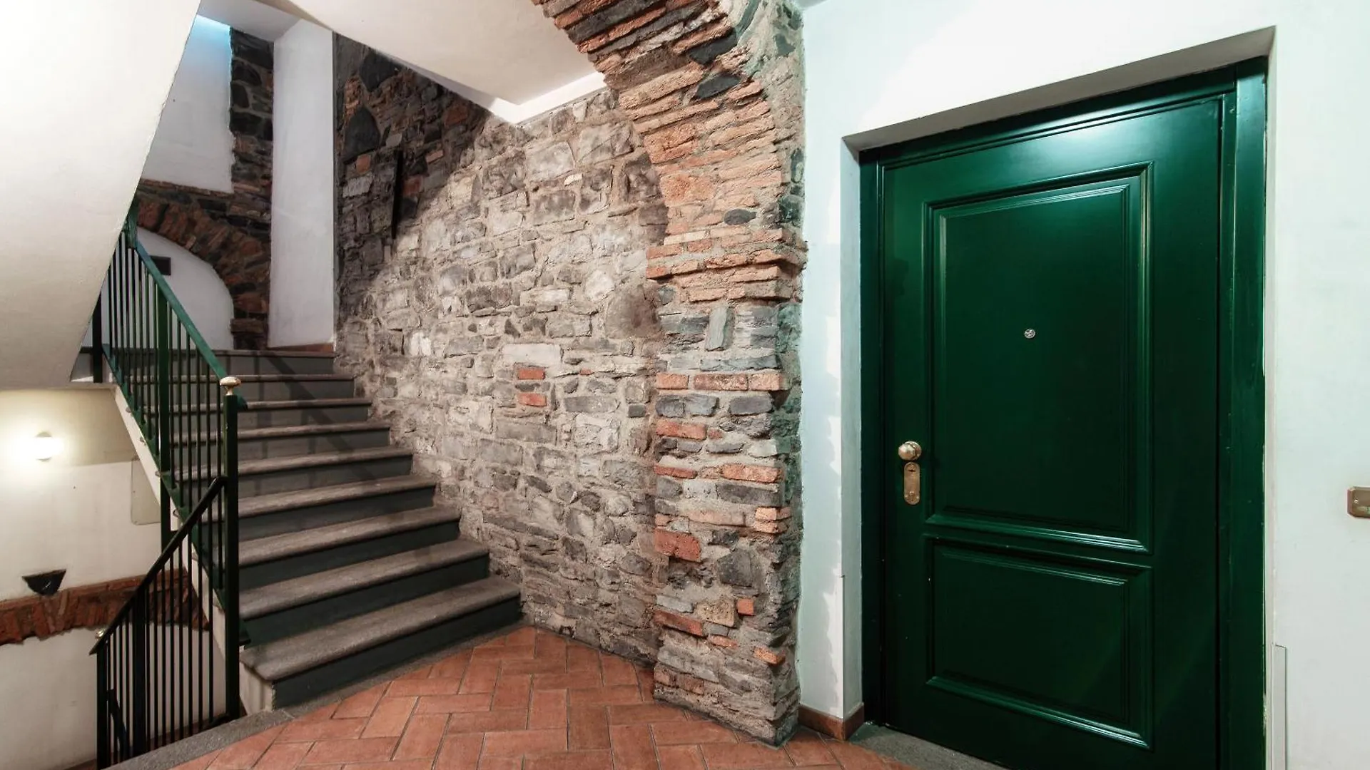 Dalia Apartment - By The House Of Travelers Como