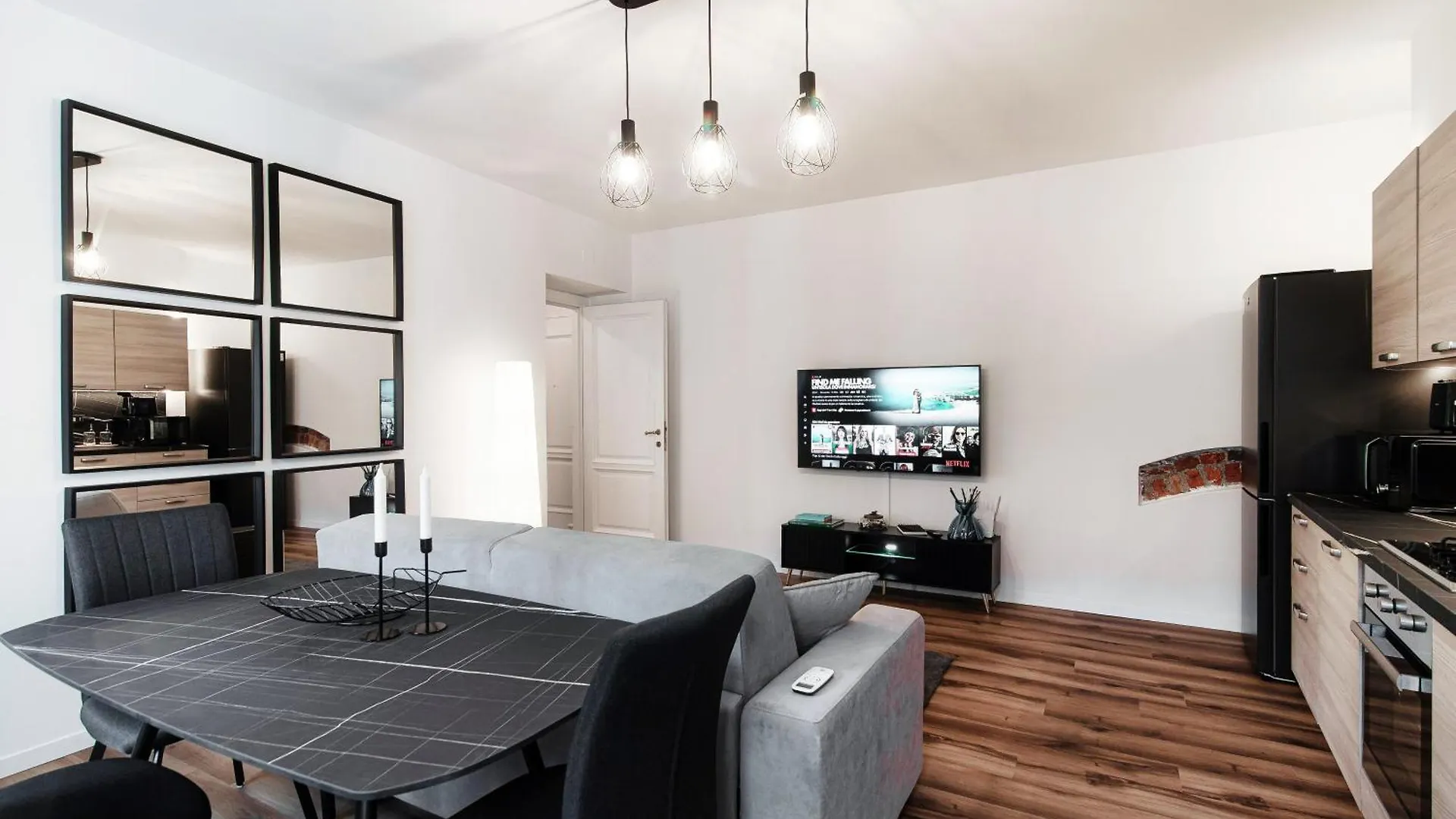 Dalia Apartment - By The House Of Travelers Como