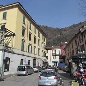 Alojamento de Acomodação e Pequeno-almoço Al Molo Di Sant'agostino, Como