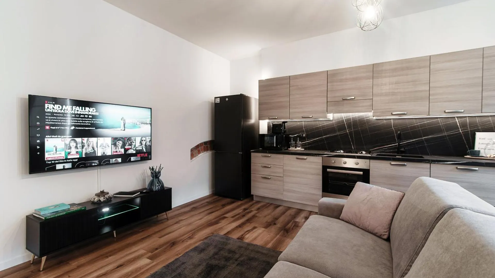 Dalia Apartment - By The House Of Travelers Como Italy